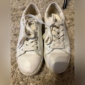 Sam Edelman Size 6 white sneakers